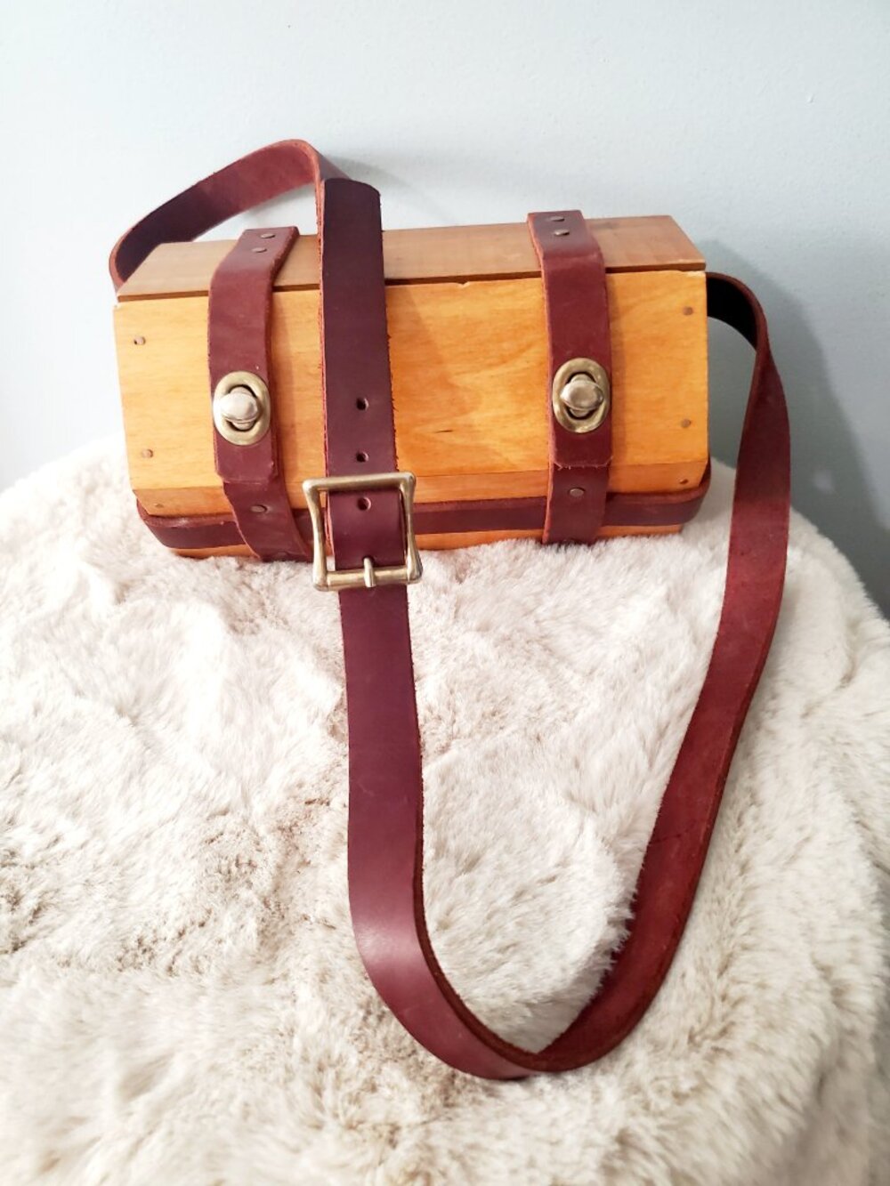 Vintage Handmade Wooden Box Purse Boho Artisan Leather Strap Bag Rustic Cottage - Picture 8 of 16